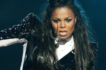 Janet Jackson: 8 αποκαλύψεις που έκανε για πρώτη φορά μέσα από το νέο ντοκιμαντέρ της