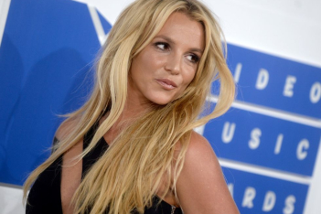 Η Britney Spears στη Χαβάη με τον σύντροφο της πιο ερωτευμένη από ποτέ