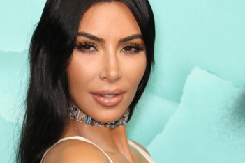 H Kim Kardashian απαντά στα κακόβουλα σχόλια για τον ζωγραφικό πίνακα της μικρής North
