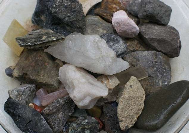 A Pair A Spare Rocks1