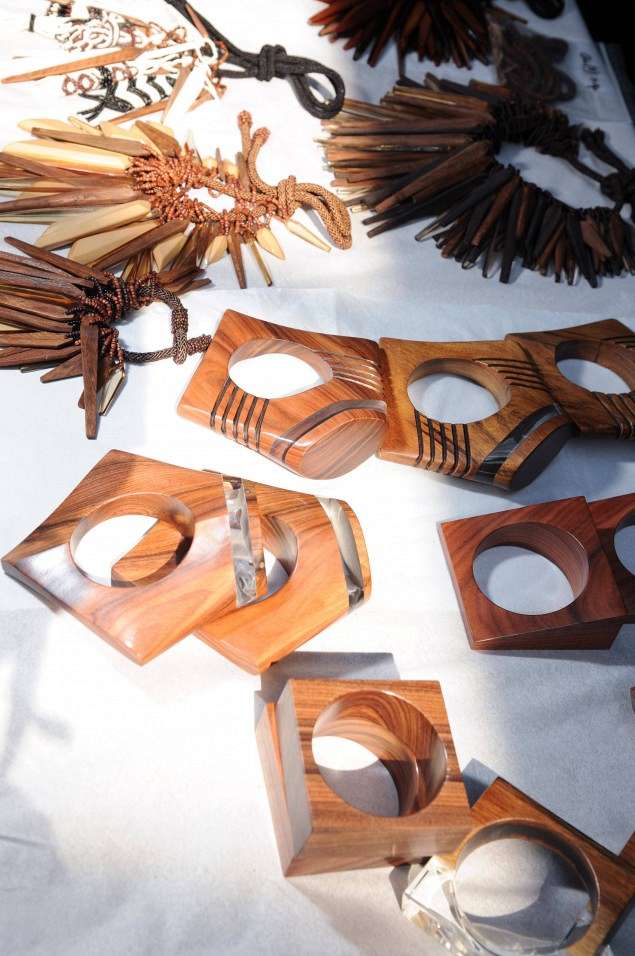 Donna Karan Backstage Fashion Summer 2012 WomenswearNew York