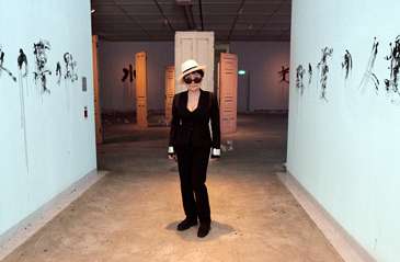 YokoOno-TO-THE-LIGHT