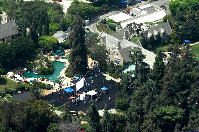 EXCLUSIVE: The Playboy Mansion is set to hit the real estate market for $200 Million+ in LA! Pictured is the Playboy mansion during one of it's hey day parties and photoshoots in Los Angeles. Pictured is the scene outside of the playboy mansion which held numerous parties and is set to go on sale next month. Pictured: Playboy Mansion Ref: SPL1204813 090116 EXCLUSIVE Picture by: Splash News Splash News and Pictures Los Angeles: 310-821-2666 New York: 212-619-2666 London: 870-934-2666 photodesk@splashnews.com 